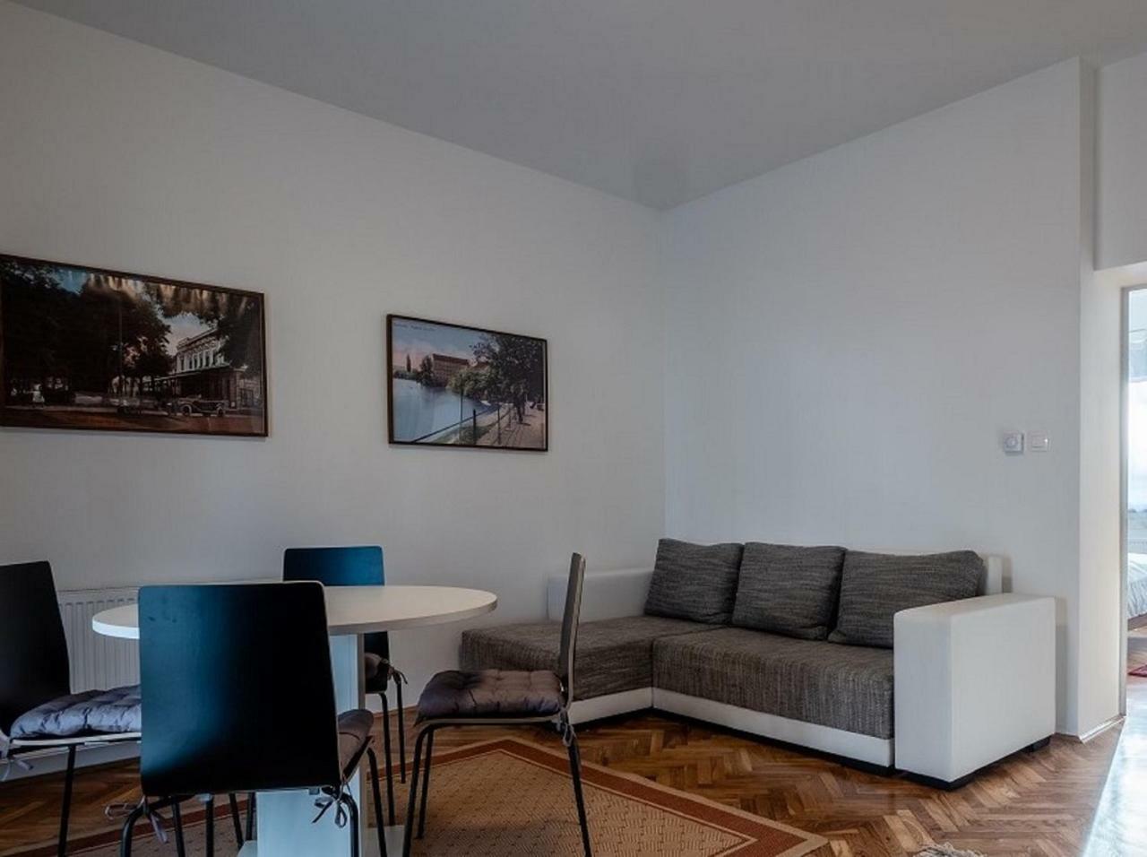 Eva Rooms & Studio Apartment Карловац Екстериор снимка